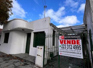 Casa de 7 ambientes, Mar del Plata · Venta Casa en Lote Propio. Conformada de 2 Viviendas Que Funcionan Como PH Independientes.
