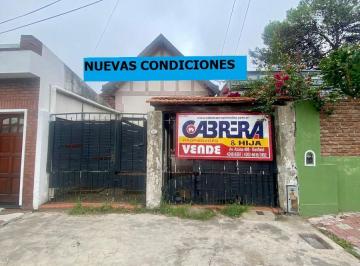 PH · 74m² · 4 Ambientes · 1 Cochera · PH en Banfield Este