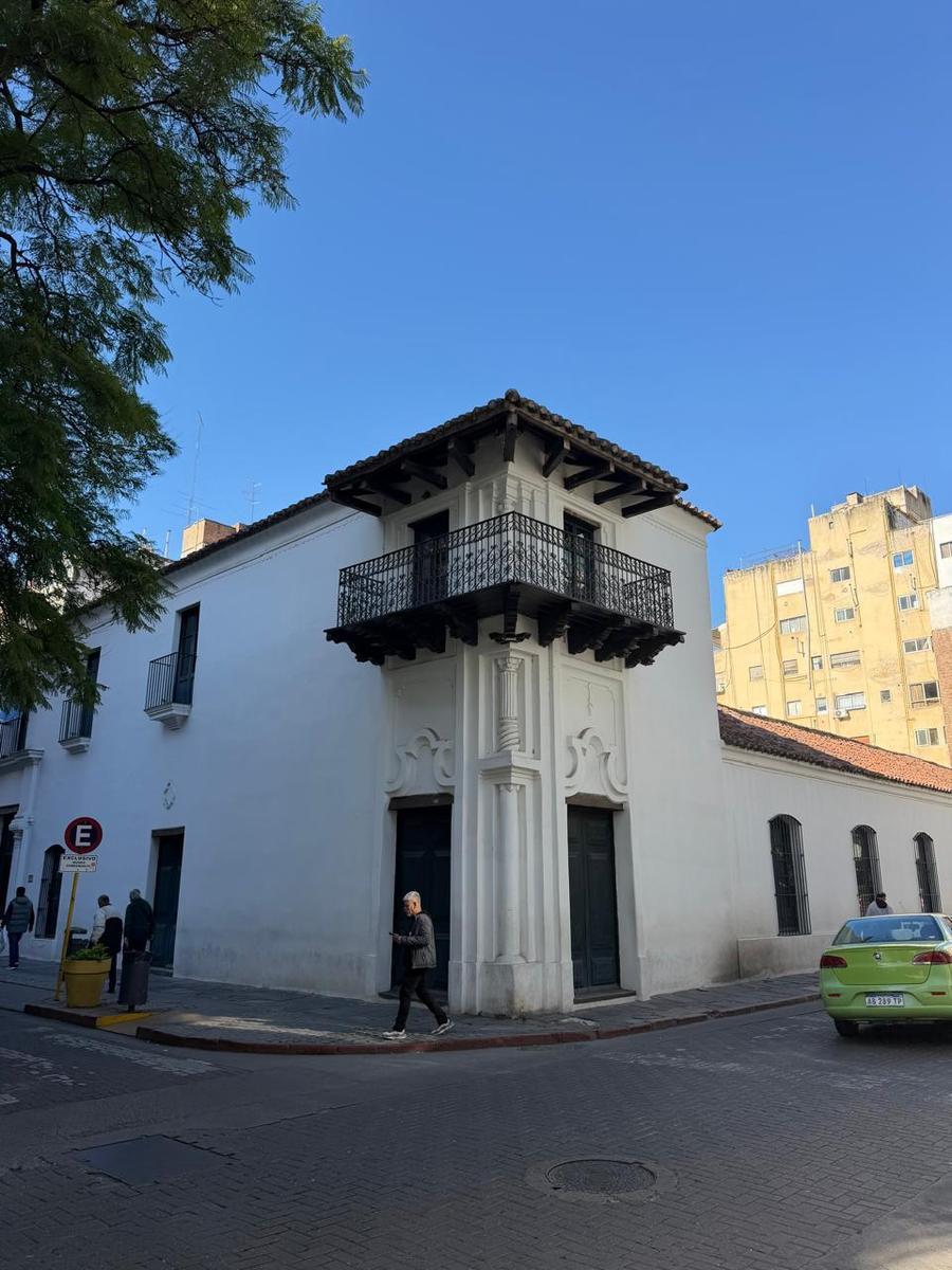 Alvear  40