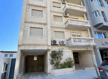 Departamento · 85m² · 5 Ambientes · 1 Cochera · Departamento en Neuquen