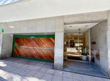 Entrada · Departamento 4 Ambientes con Cochera - Super Luminoso