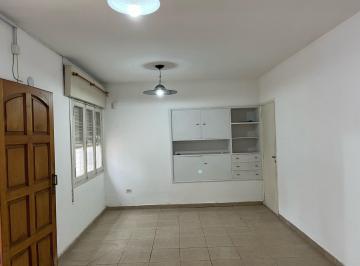 Casa · 100m² · 5 Ambientes · 2 Cocheras · Casa en Venta Bº Los Naranjos Apta Credito