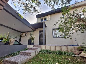 Casa · 90m² · 3 Ambientes · 1 Cochera · Venta | Casa 2 Hab en B° Bardas Soleadas | Neuquen
