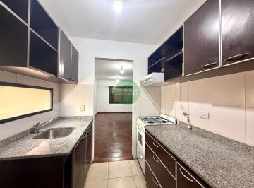 Departamento · 50m² · 2 Ambientes · Primer Piso - Laprida Casi Independencia - 1 Dormitorio
