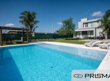 Casa · 320m² · 3 Dormitorios · 2 Cocheras · Casa - 3dorm - Heredades