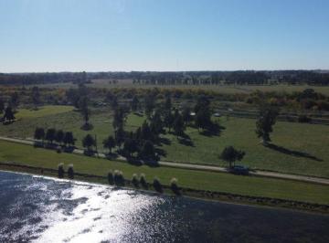Terreno , Brandsen · Lote de 6490 con Frente Al Lago, Barrio Malvinas, Coronel Brandsen, Buenos Aires.