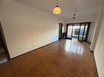 Departamento · 60m² · 3 Ambientes · Departamento 3 Ambientes con Gran Patio en Zona Shopping Aldrey