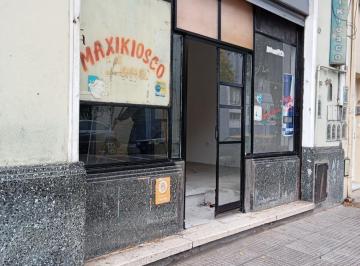 Local comercial · 28m² · Local en Alquiler del Barco Centenera 1700 Esq. Saraza Parquechacabuco Sin Expensas. Alquiler$580.000