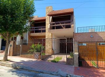Casa de 6 ambientes, Córdoba · Vendo Casa en Bº Mirador, San Vicente con Todas Las Comodidades