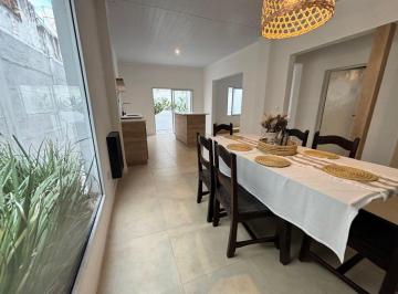 PH de 3 ambientes, La Plata · PH Tipo Casa en Venta