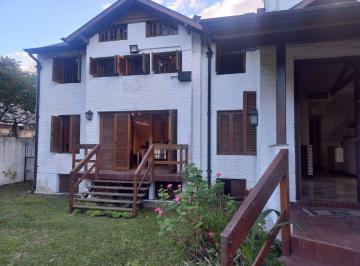 Casa de 8 ambientes, San Isidro · San Isidro Lomas, Casa de 8 Ambientes, Pileta, Jardín, Quincho, Garaje, Buen Acceso