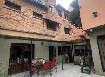 Casa de 8 ambientes, San Isidro · Impecable Casa en Martínez, 3 Dorm. 3 Plantas, Reciclado – Ubicación Estratégica y Funcionalidad