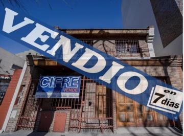 PH · 109m² · 4 Ambientes · 1 Cochera · PH de 4 Ambientes con Entrada Independiente y Cochera en Villa Pueyrredón.