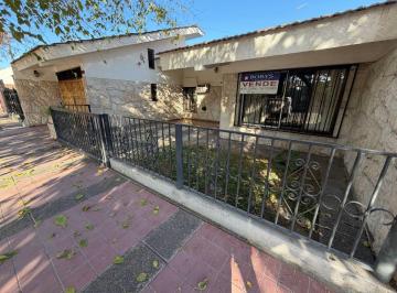Casa de 5 ambientes, Guaymallén · Hermosa Casa en Venta