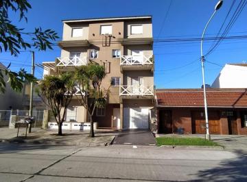 Bodega-Galpón · 75m² · 1 Dormitorio · Venta Deposito en Villa Primera