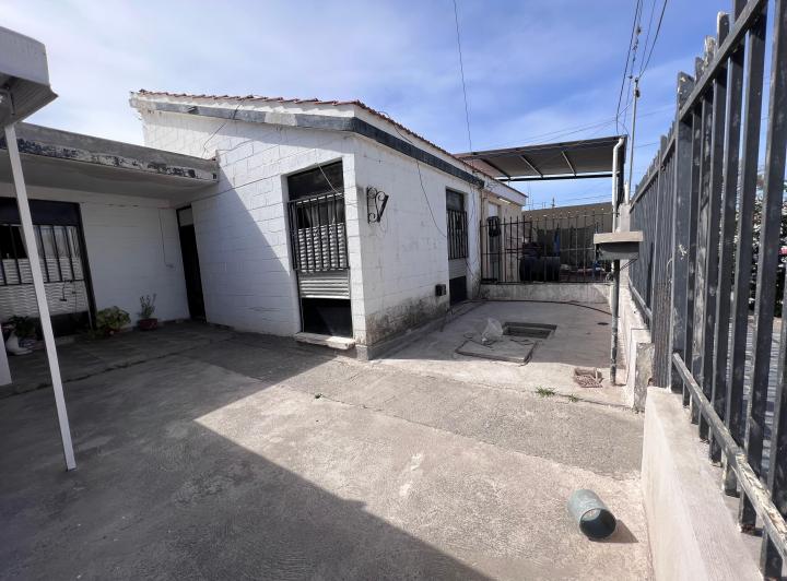 Casa · 150m² · 6 Ambientes · 1 Cochera