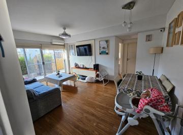 Departamento · 43m² · 2 Ambientes · 1 Cochera · Venta 2 Ambientes con Gran Balcón, Parrilla Propia y Cochera