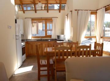 Casa · 97m² · 3 Ambientes · 1 Cochera · Venta de Cabañas en Barrio Privado Esquel