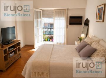 Departamento · 52m² · 2 Ambientes · Departamento en Venta de Dos Ambientes en Flores