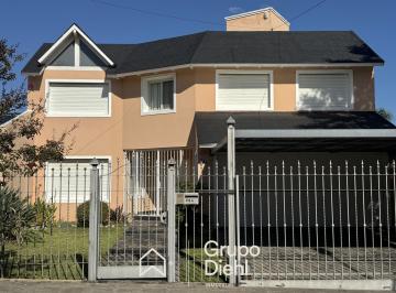 Casa · 350m² · 9 Ambientes · 4 Cocheras · Impecable Casa en Venta Apta Credito, 3 Dorm. Urca