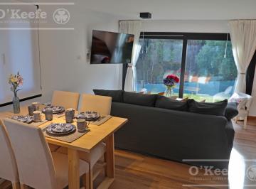 Casa · 69m² · 3 Ambientes · 1 Cochera · Casa 3 Ambientes en Av Pioneros Bariloche en Venta