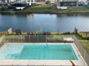 Casa · 343m² · 7 Ambientes · 2 Cocheras · Casa en Venta en Costas, Puertos, Escobar