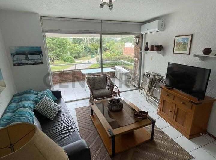 Departamento · 81m² · 4 Ambientes · 1 Cochera