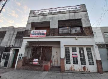 Casa · 225m² · 5 Ambientes · 1 Cochera · Casa en Venta en Villa Maipu