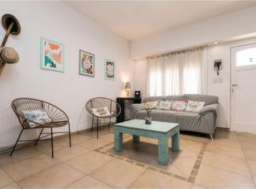 PH · 80m² · 4 Ambientes · PH 4 Amb Al Frente con Terraza y Patio