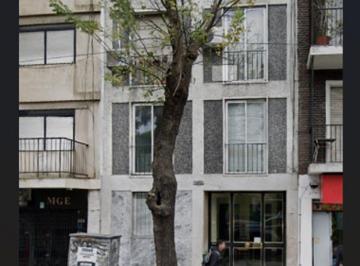 Departamento en Venta de 2 ambientes Palermo Chico · 2 Ambientes Pb Al Frente con Patio con Frente y Vista Al Parque Las Heras, Palermo Chico