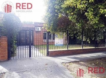 Casa · 98m² · 5 Ambientes · 2 Cocheras · Casa en Venta - Av La Cordillera, Villa Marta