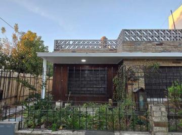 Casa de 4 ambientes, Malvinas Argentinas · Casa en Alquiler C/ Cochera en Los Polvorines