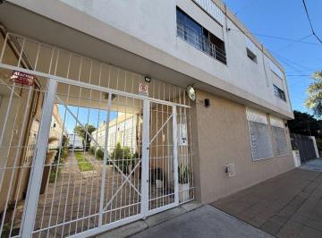 PH · 42m² · 3 Ambientes · 1 Cochera · PH de 3 Amb con Cochera Descubierta, Apto Crédito, en Venta. Haedo