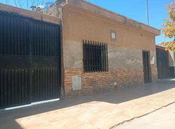 Casa · 170m² · 4 Ambientes · 1 Cochera · Casa a La Venta (4 Ambientes) Las Heras