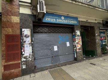 Local comercial , Barracas · Local Comercial - Av Montes de Oca Al 1000