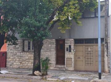 Casa de 14 ambientes, Córdoba · Casa con 3 Departamentos en Venta Excelente Ubicacion