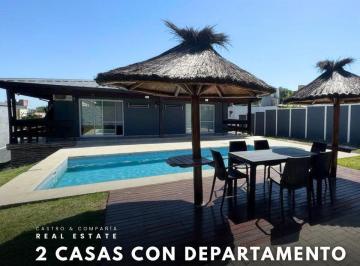 Casa · 193m² · 8 Ambientes · 1 Cochera · Venta 2 Casas con Departamento Pileta y Gas Natural en El Dorado 2 - San Antonio de Arredondo