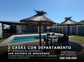 Casa · 193m² · 8 Ambientes · 1 Cochera · Venta 2 Casas con Departamento Pileta y Gas Natural en El Dorado 2 - San Antonio de Arredondo