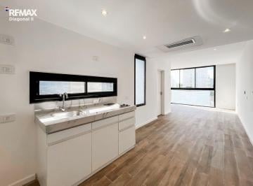 Departamento · 39m² · 1 Ambiente · Venta Depto. Losa Radiante. Piscina. Cal. Central