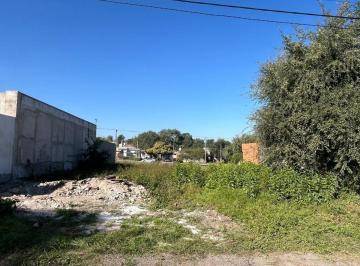 Terreno · 432m² · Venta Lote 432 m² Villa Allende Frente a Plaza