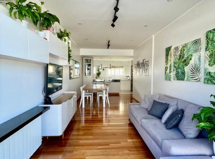 Departamento 3 Ambientes Impecable con Cochera