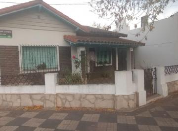 Casa · 110m² · 4 Ambientes · 2 Cocheras · Casa en Monte Grande