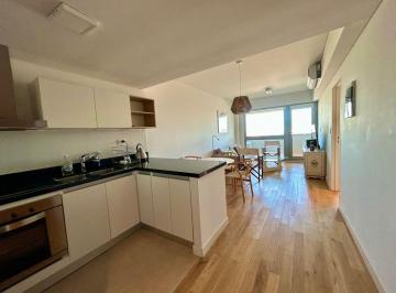 Departamento de 2 ambientes, Núñez · Piso Alto con Cochera