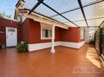Casa · 158m² · 4 Ambientes · 1 Cochera · Casa en San Antonio de Padua