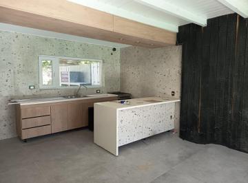 PH · 80m² · 3 Ambientes · 1 Cochera · PH en San Carlos de Bariloche