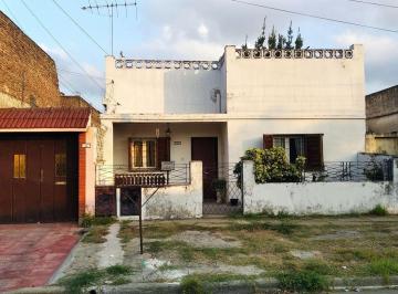 YAR-YA1-22386_2 · Departamento 3 Ambientes. | Sargento Cabral 66