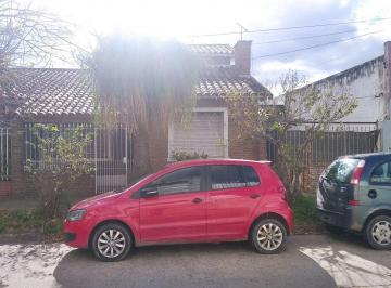YAR-YA1-24214_2 · Casa 4 Ambientes. | Paunero Wenceslao - (3f) 2985