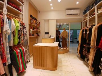 Fondo de comercio · 20m² · 1 Ambiente · Venta Fondo de Comercio Local de Ropa - Centro, Rosario