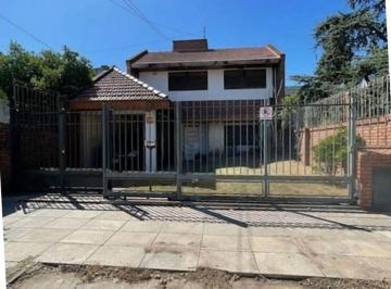YAR-YA1-27510_2 · Casa 3 Ambientes. | Caseros 3200