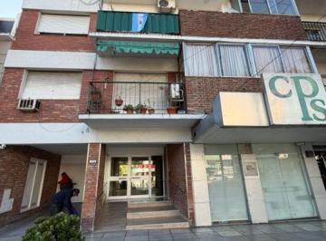Departamento de 2 ambientes, Vicente López · Vicente Lopez Av Maipu Al 1100 2 Amb con Amplia Cocina y Balcon U$s 110.000